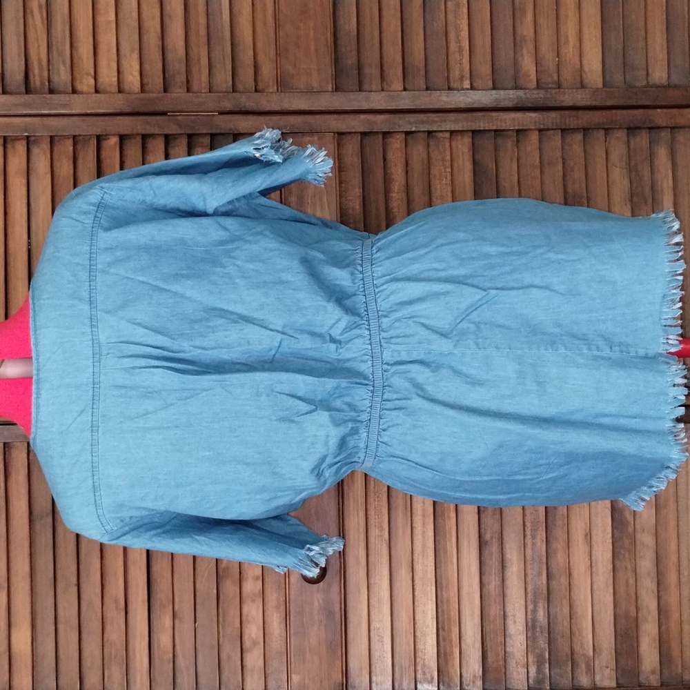 Chambray Top - Picture 2 of 4